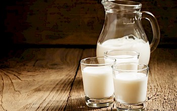 Low fat milk 1% - calories, nutrition, weight