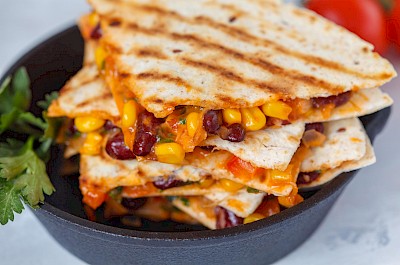 Quesadilla with vegetables - calories, kcal