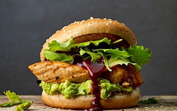 Chicken barbecue sandwich - calories, nutrition, weight