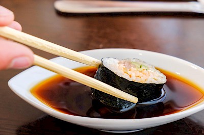 Eel sushi roll - calories, kcal