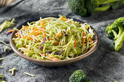 Broccoli slaw salad - calories, kcal