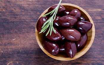 Kalamata olives - calories, nutrition, weight