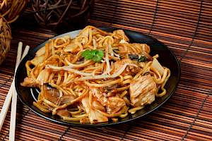 Chow mein - calories, kcal