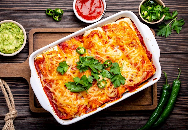 how many calories in a chicken enchilada with cheese