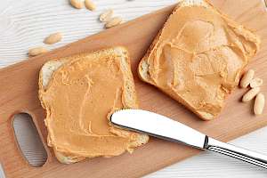 Peanut butter toast - calories, kcal