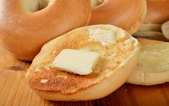 Buttered bagel - calories, nutrition, weight