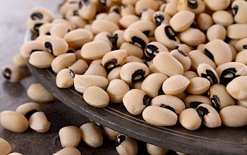 black beans vs black eyed peas