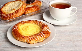 Cheese danish - calories, nutrition, weight