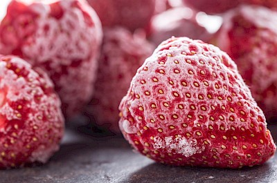 Frozen strawberries - calories, kcal