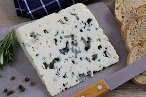 Blue cheese - calories, kcal