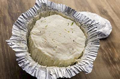 Goat cheese (soft) - calories, kcal