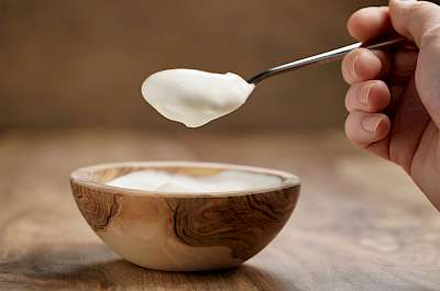 Sour cream 18% fat - calories, kcal