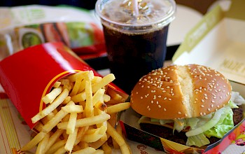 Hamburger McDonalds - calories, nutrition, weight