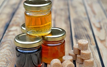 honey vs  maple syrup